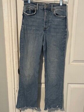Zara Classic High-Rise Cropped Jeans